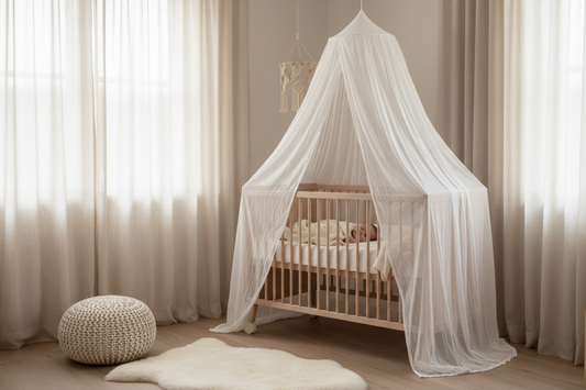 Comment choisir une moustiquaire pour lit bébé ? Guide complet 2026