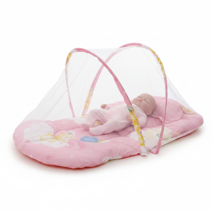 Moustiquaire rose bébé fond blanc
